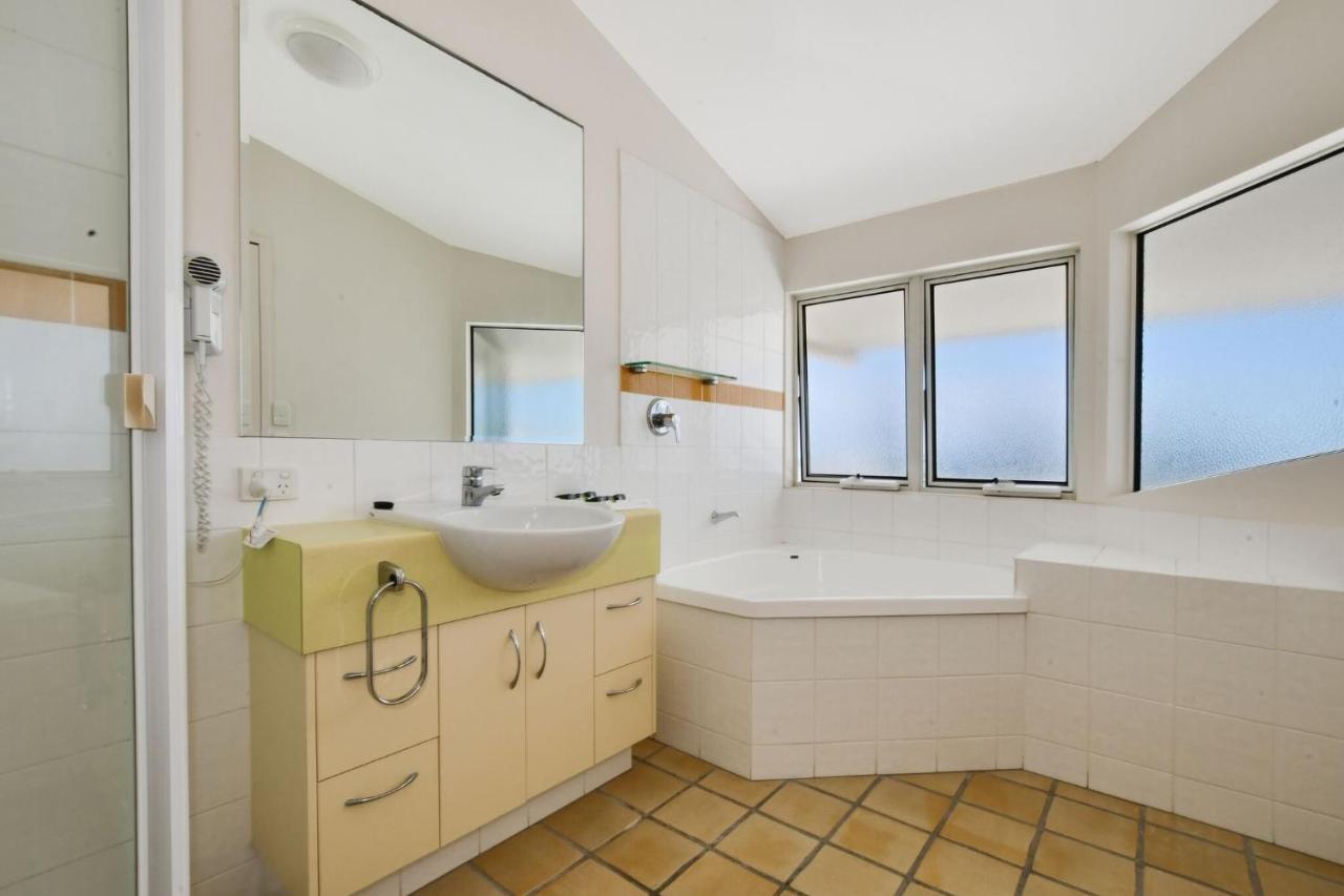 Alex Beach Resort-317/428 アレクサンドラ・ヘッドランド エクステリア 写真